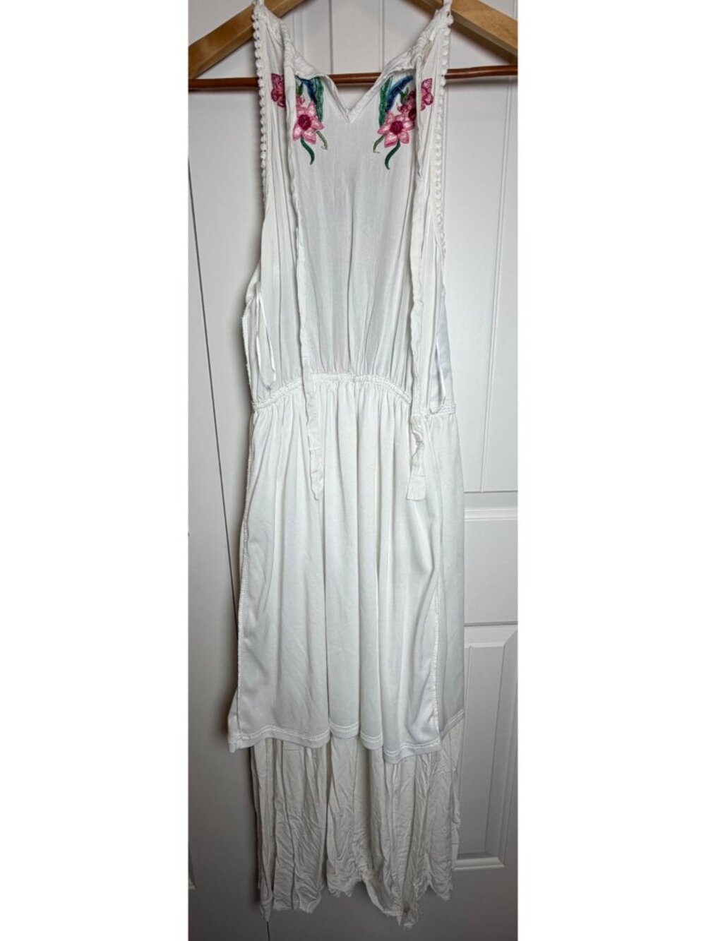 Solitaire Chic Floral Embroidered Sleeveless Maxi Dress Boho Tiered Halter Neck - Picture 10 of 14